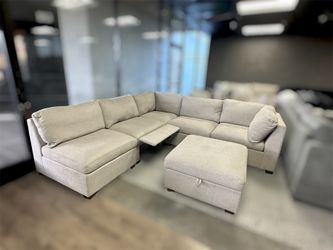 Thomasville Rockford 6-Piece Fabric Modular Sectional