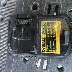 Dewalt Charger Cargador 12/20v