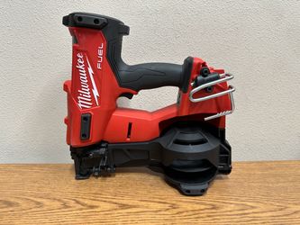 Milwaukee 2909-20 M18 FUEL 18-Volt Lithium-Ion Brushless Cordless Coil Roofing Nailer (Tool Only)
