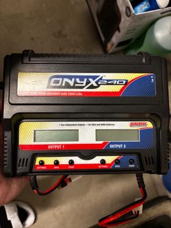 Duratrax Onyx 240 Dual Peak RC Battery Charger