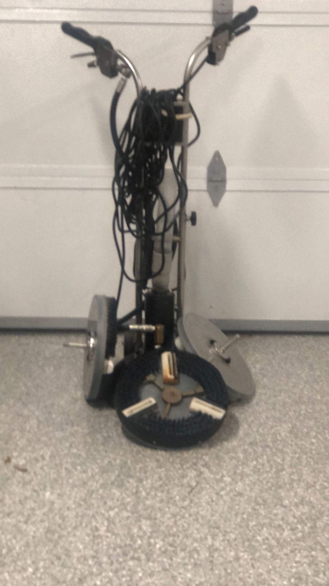 Carpet Cleaning. Rotovac 360i