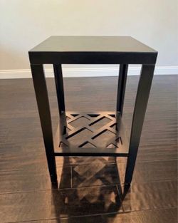 Clean Black Square End Table / Side Table (14" x 14" x 22.25"H)