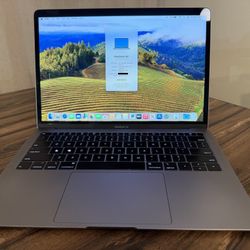 MacBook Air Retina 13” (2018) • 512GB • 8GB RAM • Great Condition