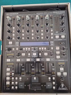Behringer DDM 4000