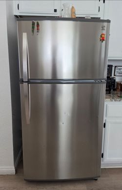 Kenmore top freezer refrigerator stainless steel ice maker