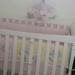 Crib & Mattress 