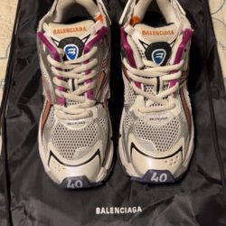 balenciaga size 8