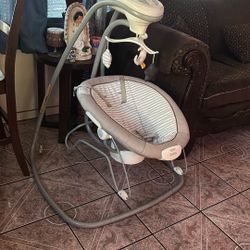 Baby Graco Swing 