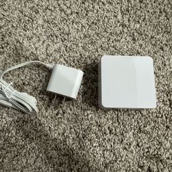 Lutron Caseta Smart Hub (L-BDG2-WH)