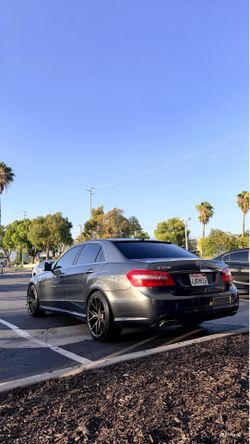 2010 mercedes benz E550 V8