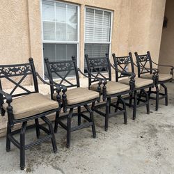 BASSO- SWIVEL BARSTOOL