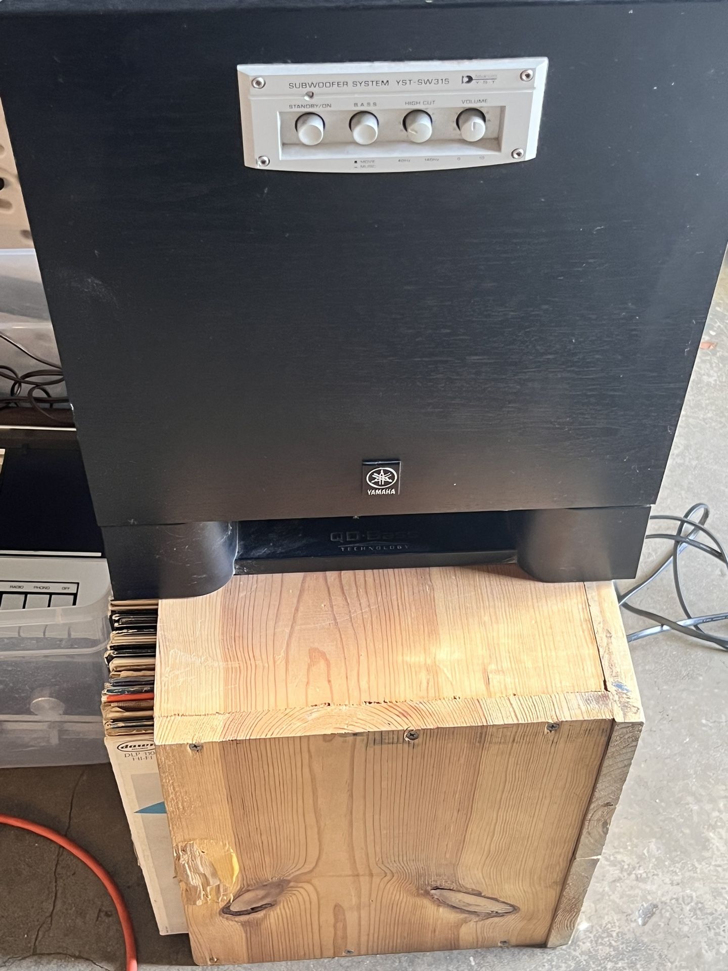 Yamaha YST SW315 subwoofer