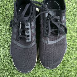 Nike Shoes Size 2.5y 
