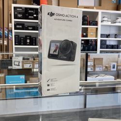 DJI Osmo Action 4 Adventure Combo