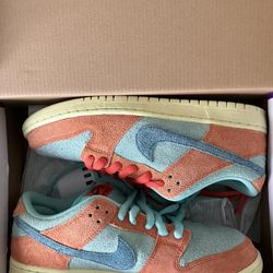 Nike SB Dunk Emerald Orange