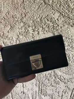 Guess Lady Wallet