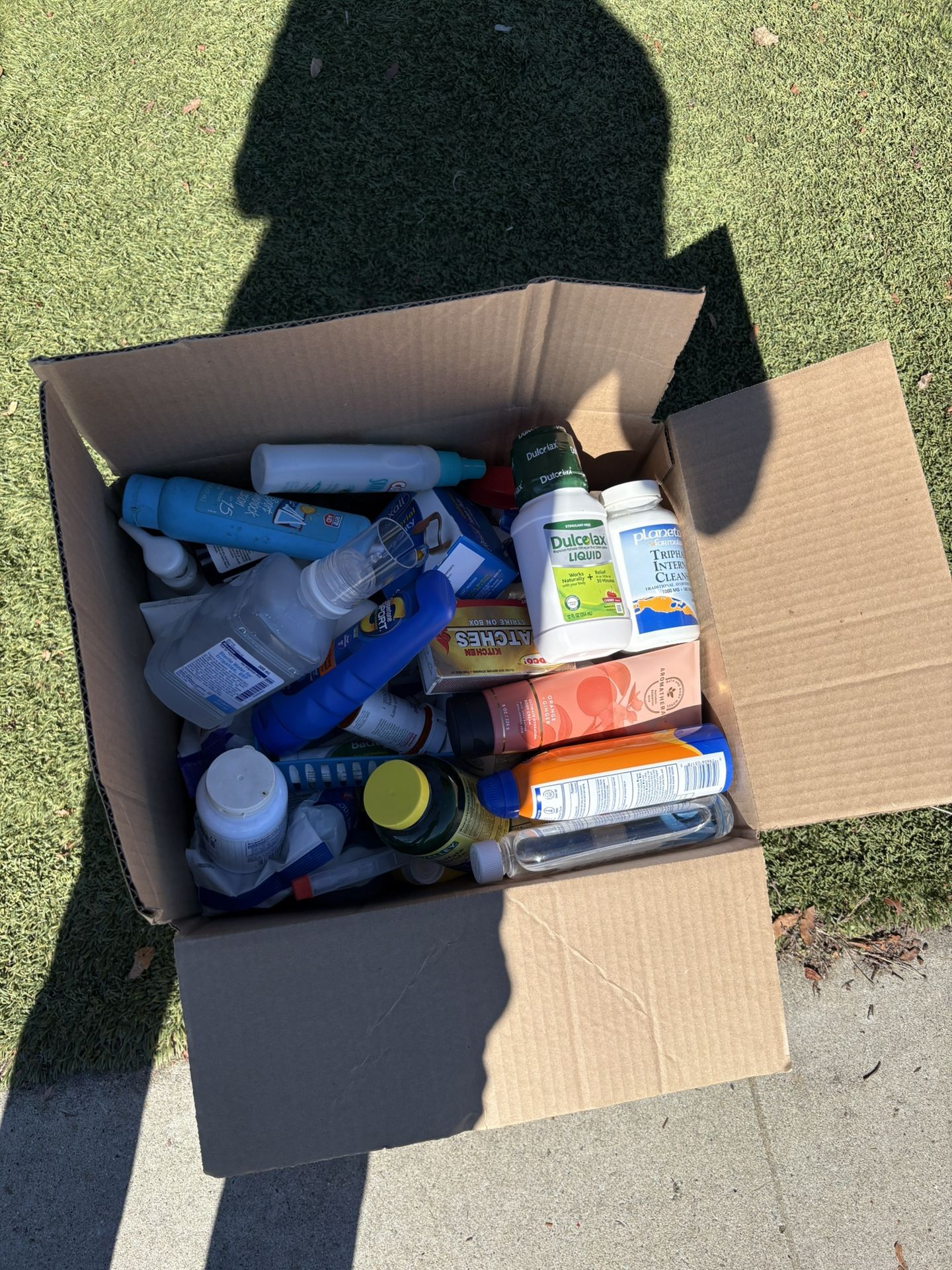 Box Of Cleaning Supplies 