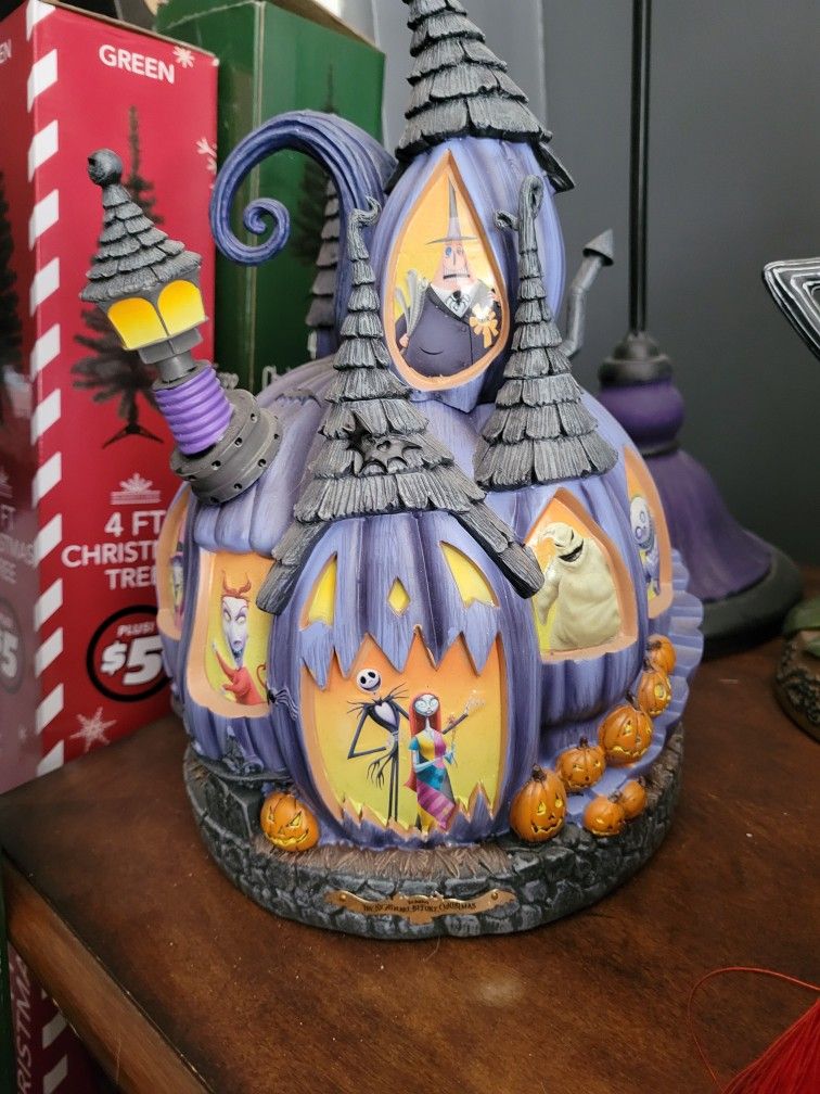 Nightmare Before Christmas Light Up Music Box