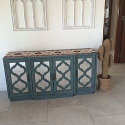 Console decorative, mirrored cabinet