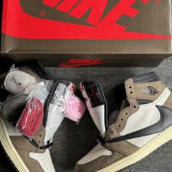 Travis Scott Jordan 1 Mocha 