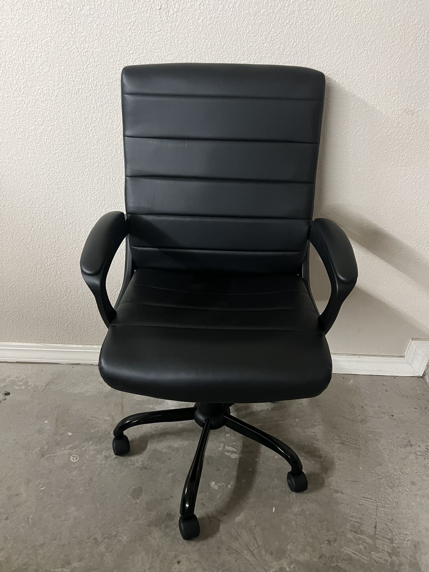 Brand New Office Assembled Chair