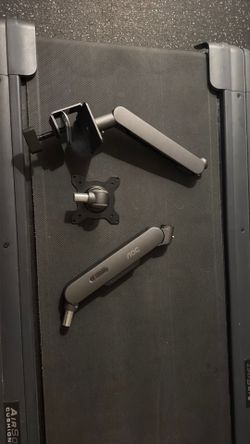 AOC Monitor Arm