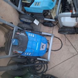 Pressure Washer 1900psi New 90