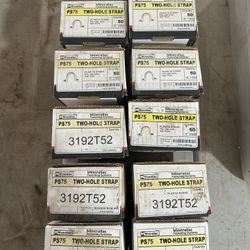 LOT OF 480+* Minerallac 3/4” Plastic Conduit 2-Hole Straps