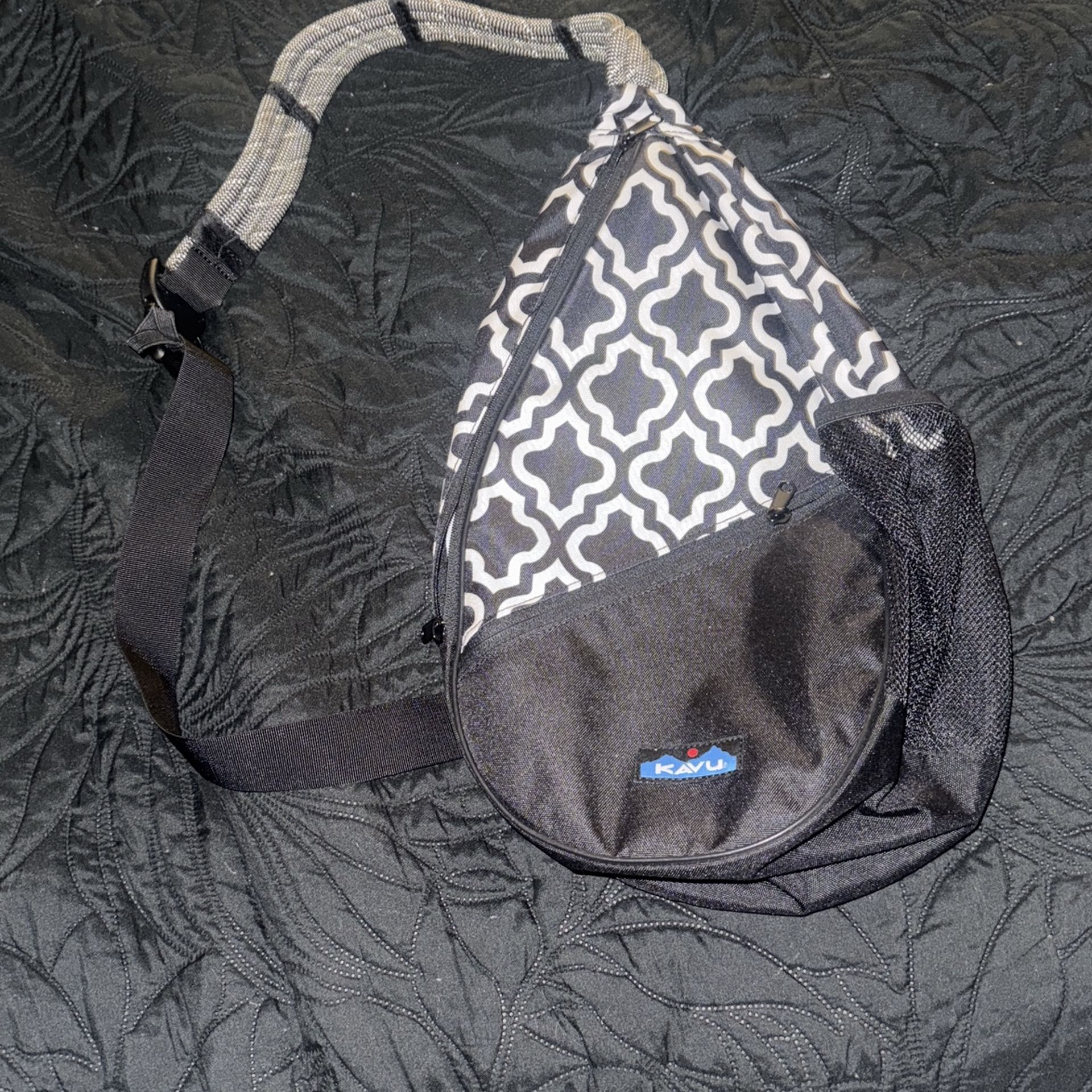 Kavu Chest Bag