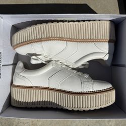 Women’s Size 9 Dolce Vita Platform Shoes 