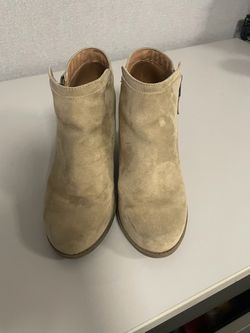 Women’s Beige brown suede boots