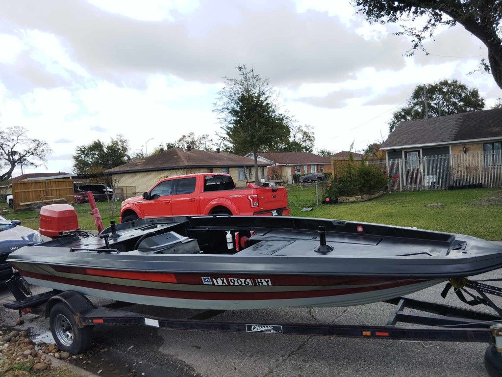 Bass Boat