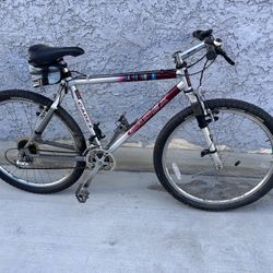 Excellent street 🚲 Bike