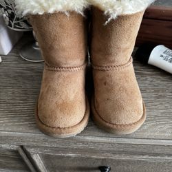 Toddler Uggs 