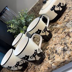 Teapot with 4 coffee mugs-HuesNBrews set