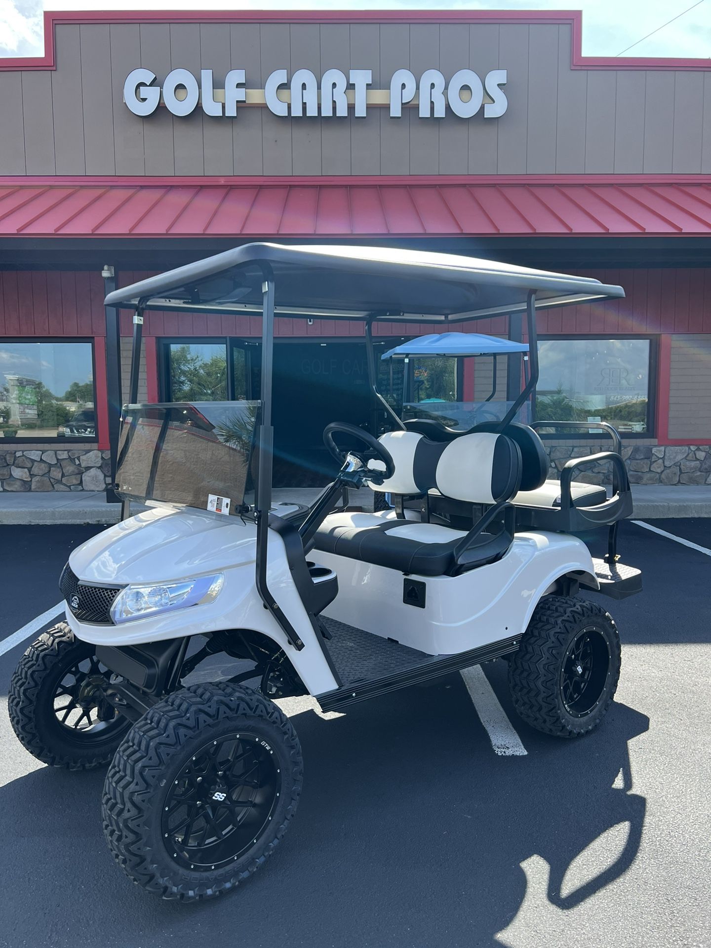 BRAND NEW 2022 GOLF CART 2 YEAR WARRANTY!!! FREE DELIVERY!!!