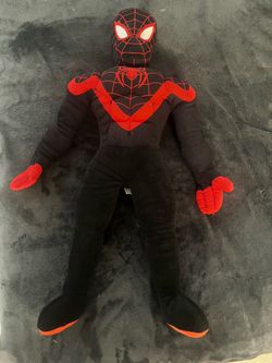 Marvel Spider-Man Large Plush Doll – Black & Red