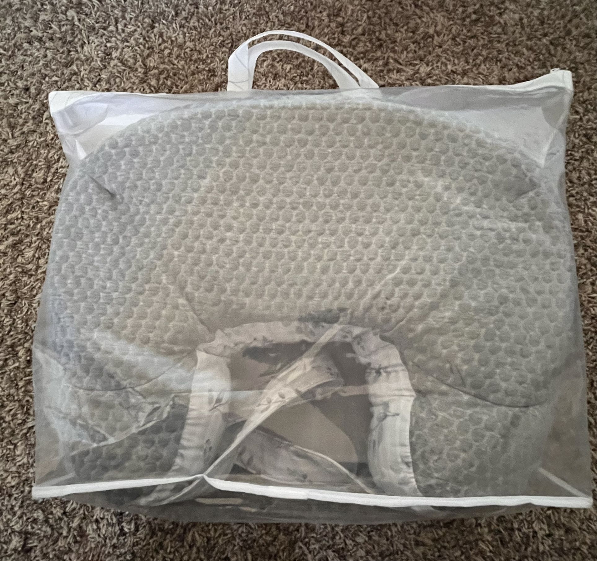 Boppy - Breast Feeding Pillow With Bag