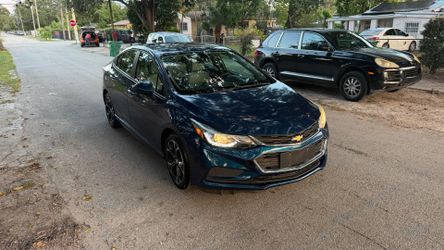 2019 Chevy cruz 56k miles $6800 cash price
