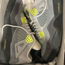 Air Jordan 4 Retro SE 