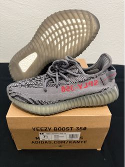 ADIDAS YEEZY 350 BOOST V2  SIZE 7.5
