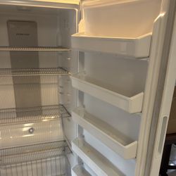 Frigidaire Stand Up Freezer 
