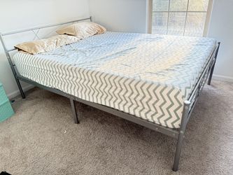 Free pickup - Queen Size Memory Foam Mattress with metal bed frame