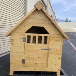 49×46×40inch Outdoor Dog House, Wooden Raised waterproof Roof, Front Door, Side Window