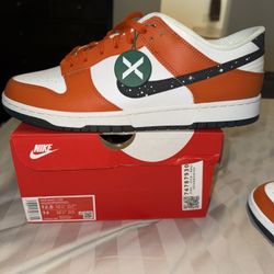 Nike dunk low Bright Orange and White Sneakers