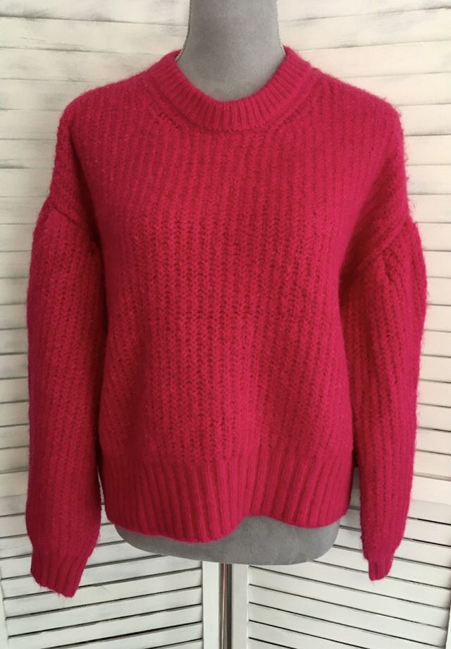 Pink Sweater, Small 