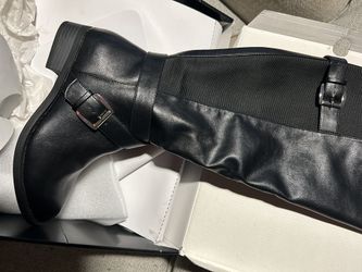 Torrid 8w Knee Boots 