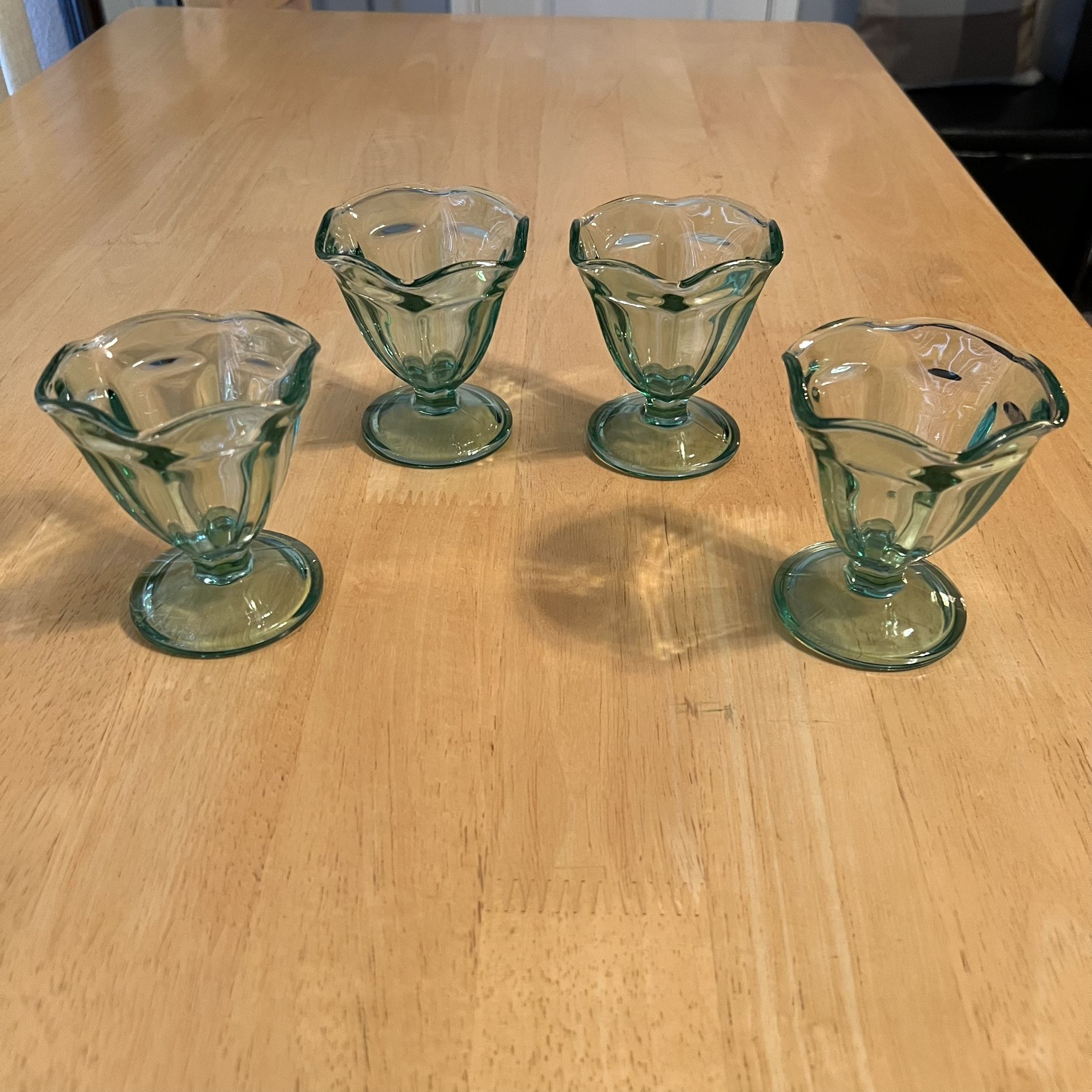 Vintage Anchor Hocking Green Glass Sundae, Dessert, Snack Cups
