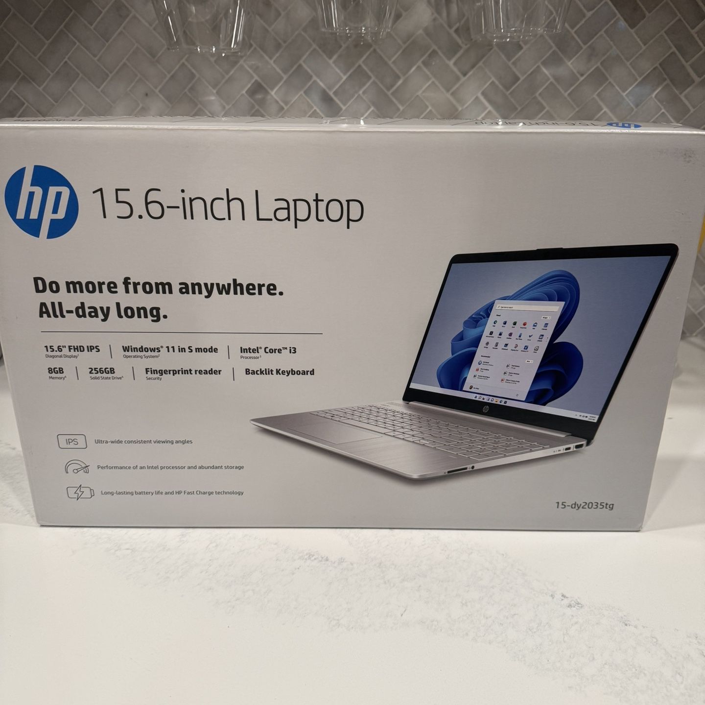 BRAND NEW SEALED HP LAPTOP