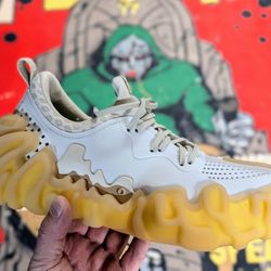 Salehebembury X Crocs Juniper 
